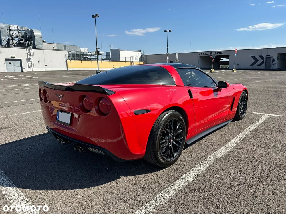 Chevrolet Corvette - 3
