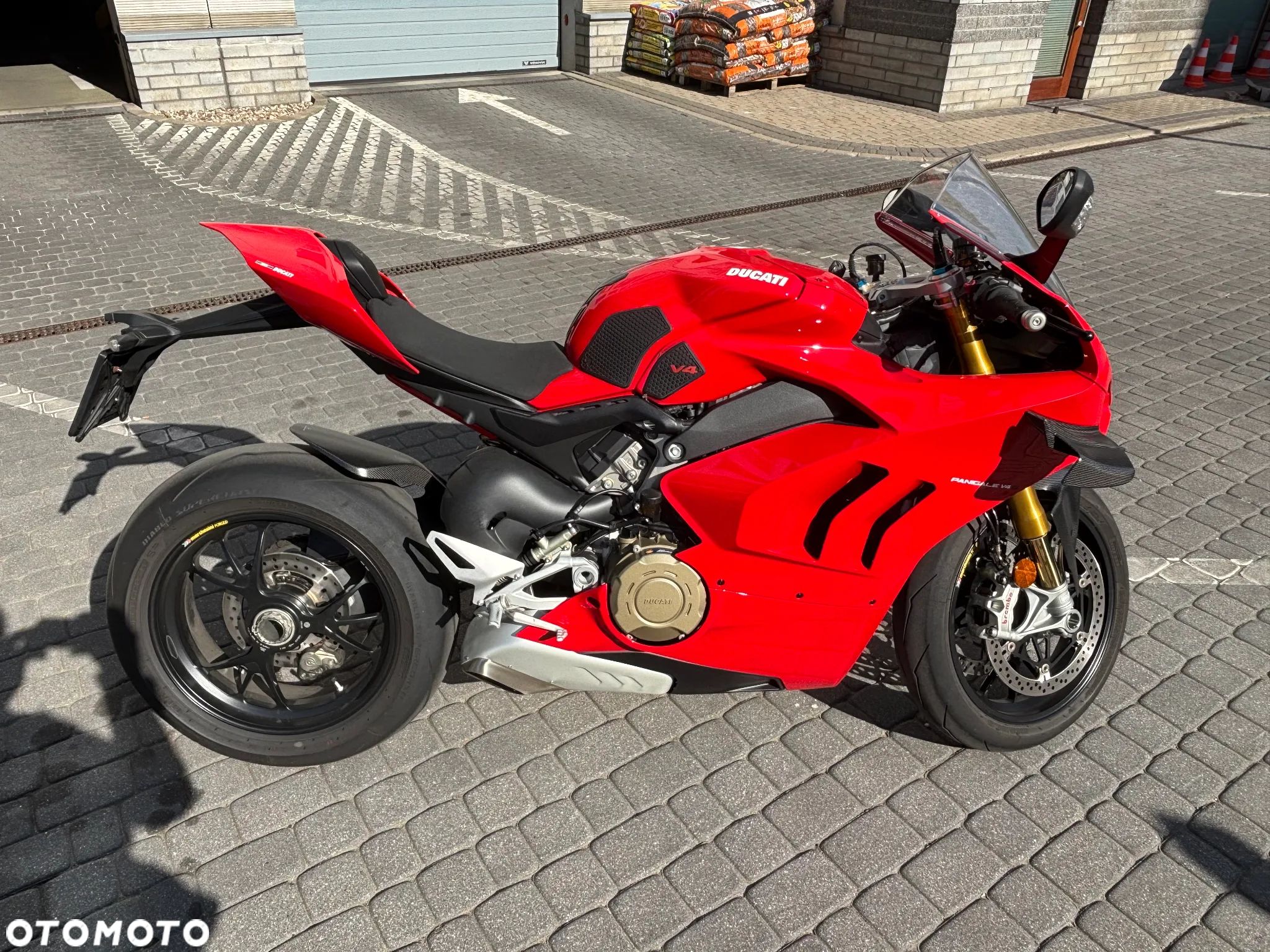 Ducati Panigale V4S - 1