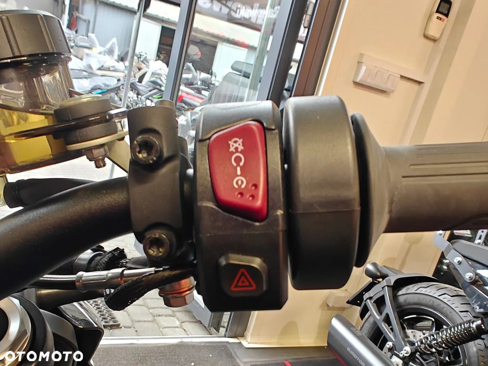 QJMOTOR SRK 800 - 11