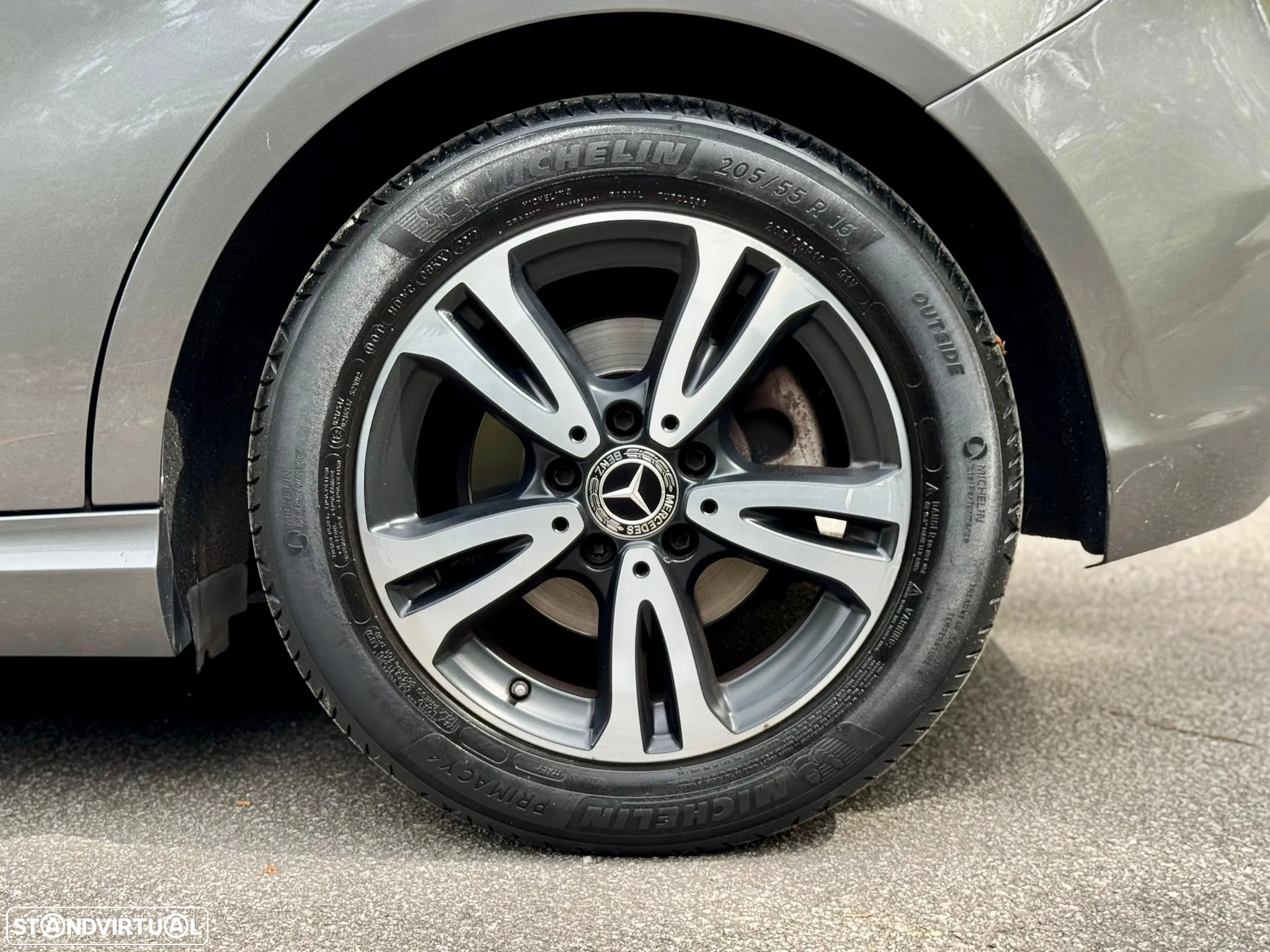 Mercedes-Benz A 180 CDI 7G-DCT Urban - 23