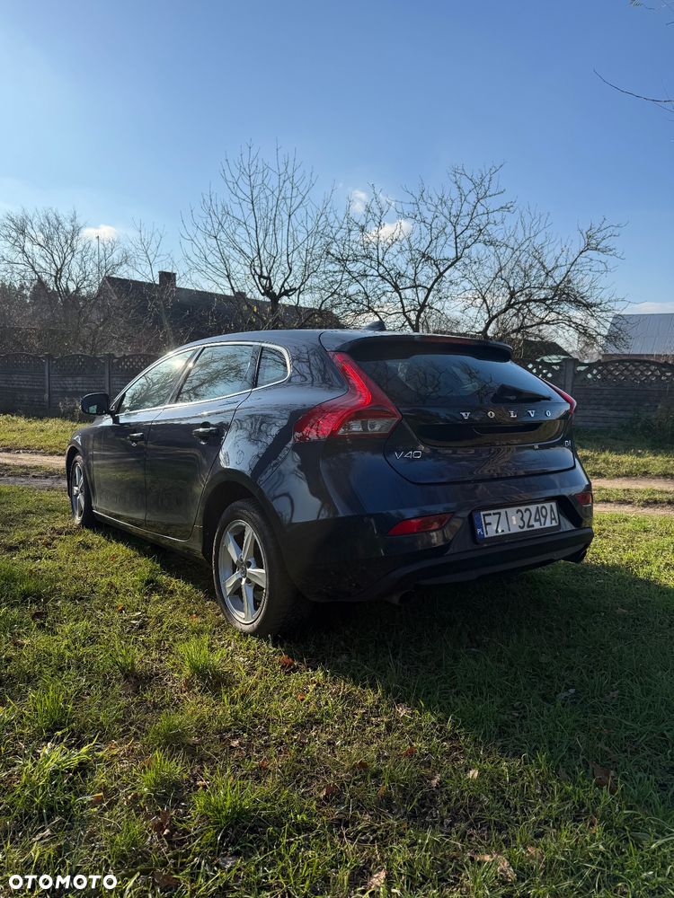 Volvo V40 - 10
