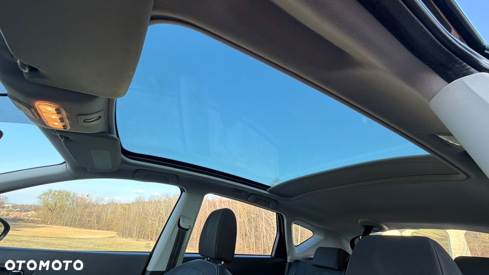 Nissan Qashqai 1.6 dCi DPF tekna - 10