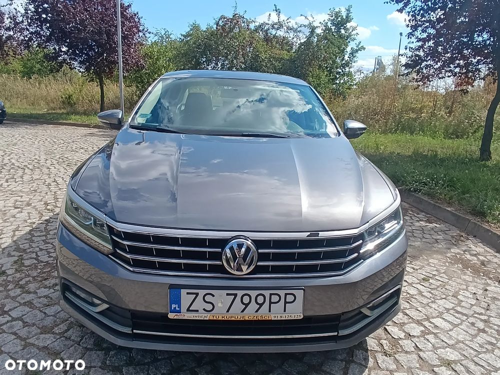 Volkswagen Passat 1.8 TSI BMT Highline DSG - 39