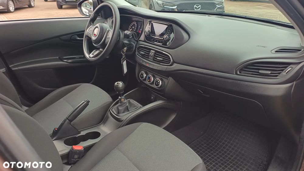 Fiat Tipo 1.4 16v Easy EU6d - 5