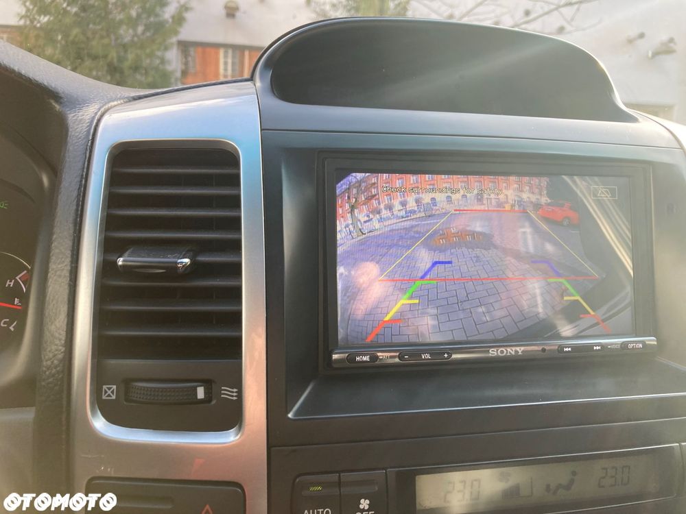 Toyota Land Cruiser 3.0 D Luna Platinium - 16