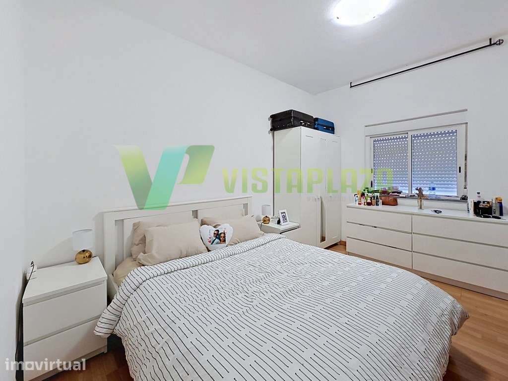 Casa Térrea com Anexo e Quintal em Zona Tranquila da Pedra Mourinha... - Grande imagem: 4/28