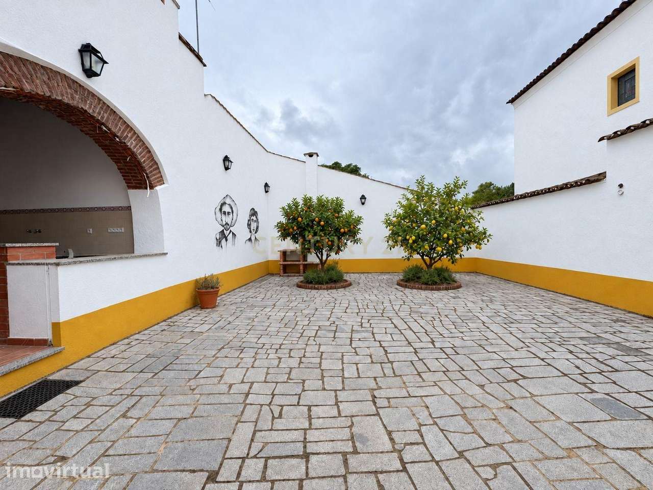 Casa Senhorial T6+6 com claustro no centro histórico de Évora - Grande imagem: 2/5