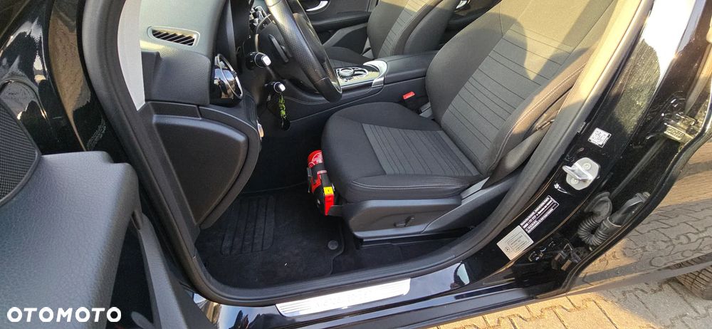 Mercedes-Benz GLC - 14