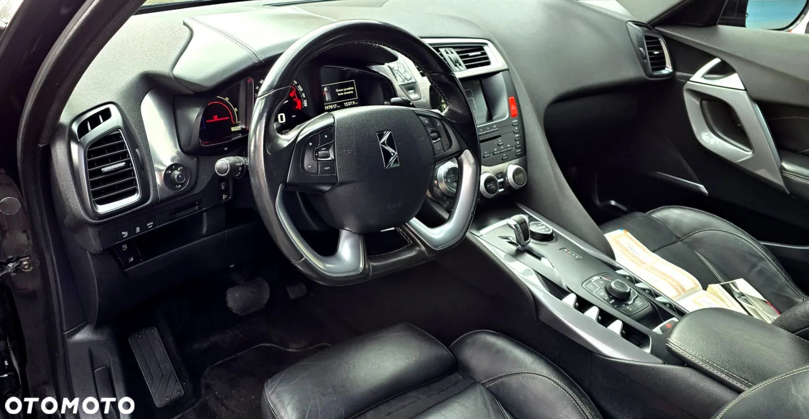Citroën DS5 2.0 HDi Hybrid4 SoChic MCP - 23
