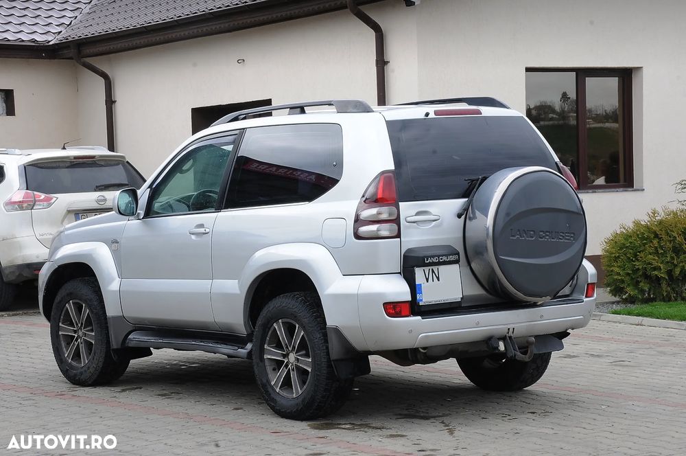 Toyota Land Cruiser D-4D - 4