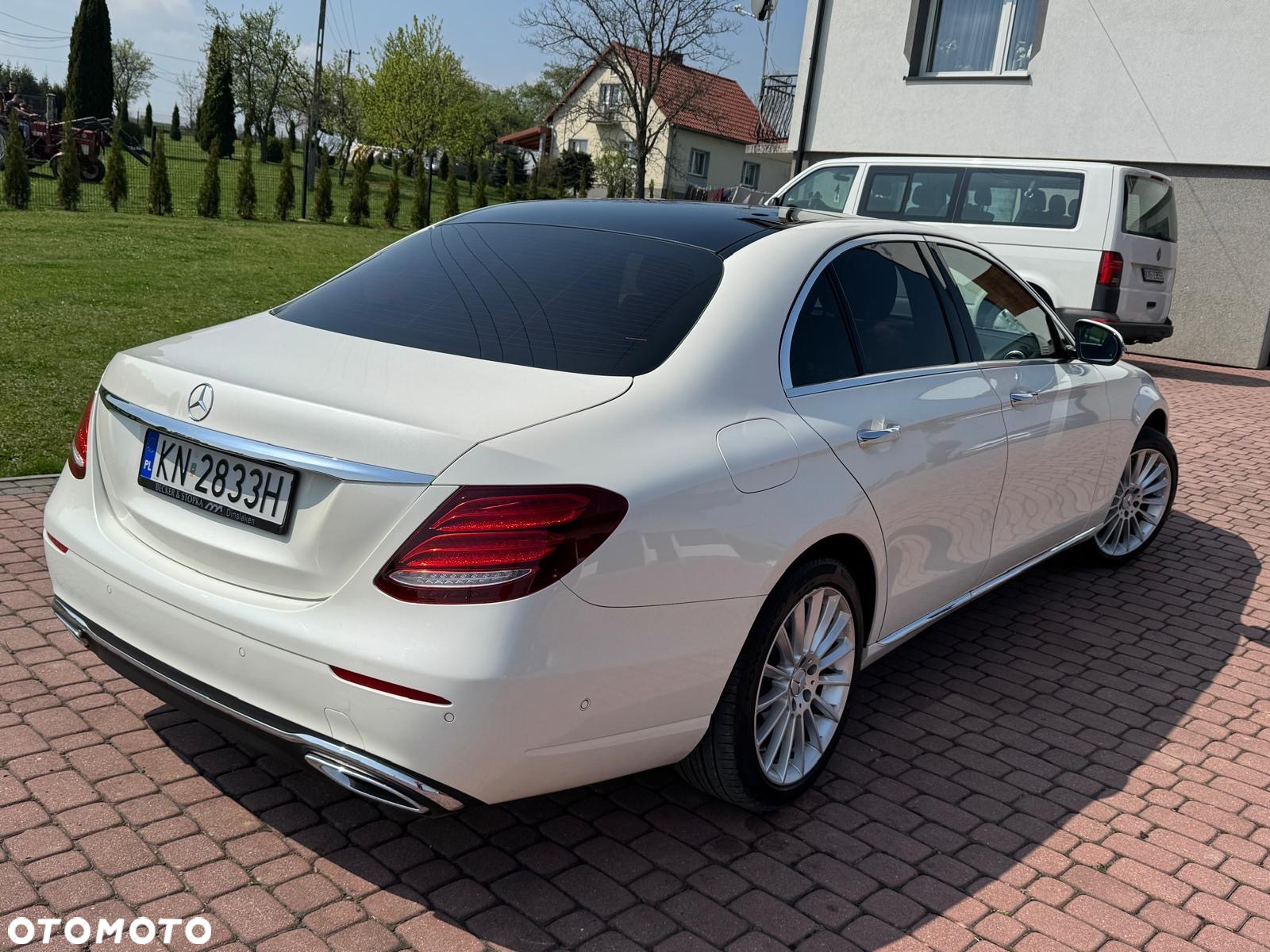 Mercedes-Benz Klasa E 200 d T 9G-TRONIC Avantgarde - 11