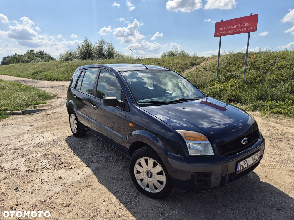 Ford Fusion - 1