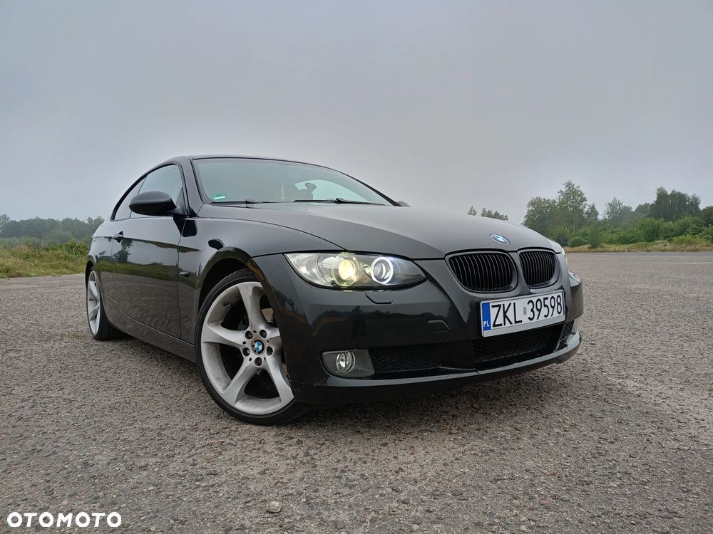 BMW Seria 3 320i - 1