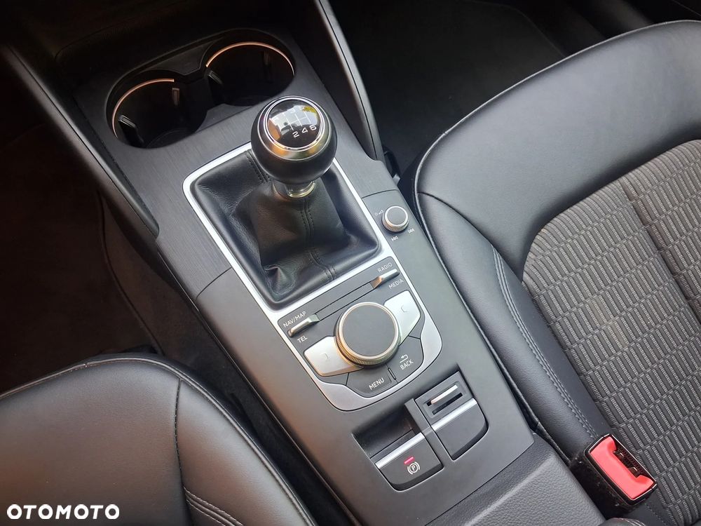 Audi A3 Sportback 1.5 TFSI cylinder on demand design - 27