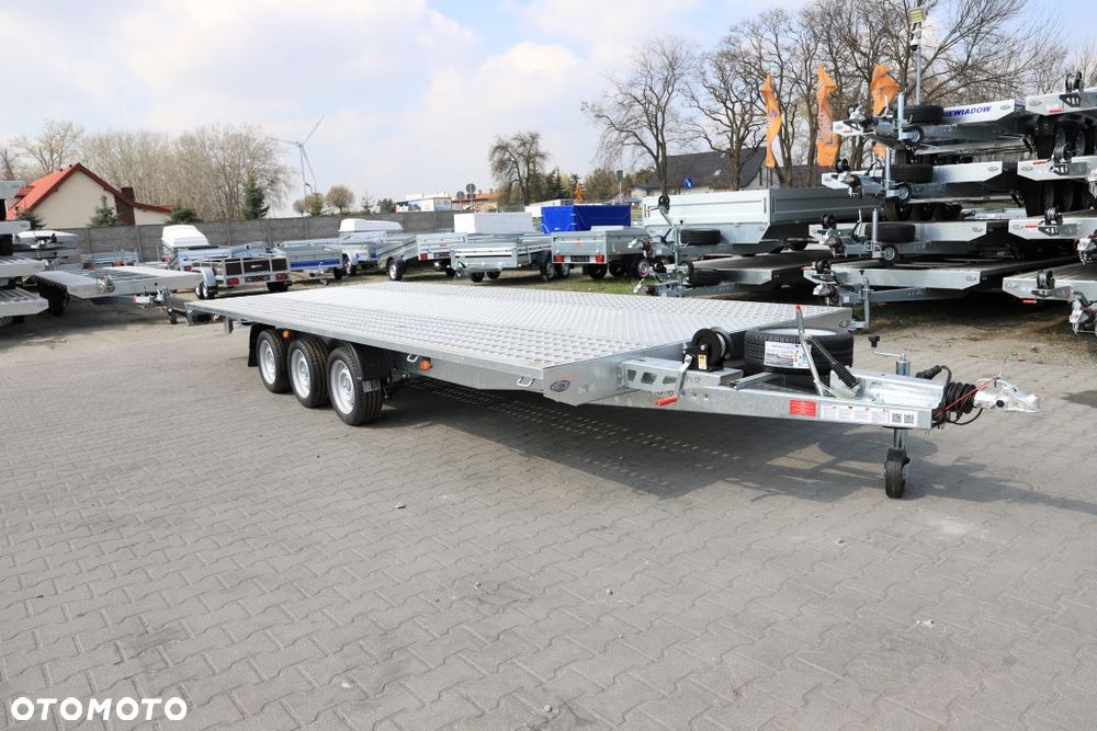 Niewiadów Mars 6 x 2.4 wypełnienie alu ryfel 3 osie koła 195R13C DMC 3500 kg - 1