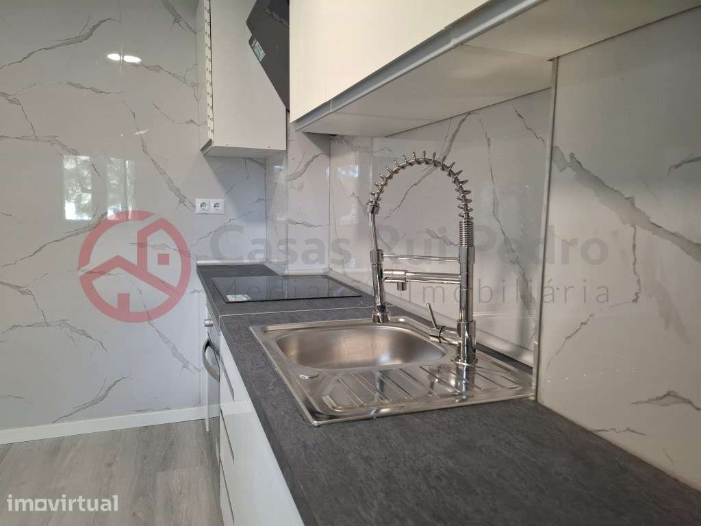 Apartamento T3 totalmente remodelado no Laranjeiro - Grande imagem: 3/26