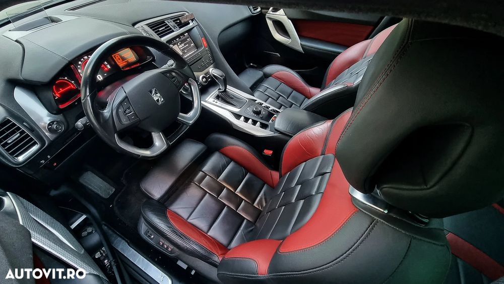 Citroën DS5 THP 155 SoChic - 12