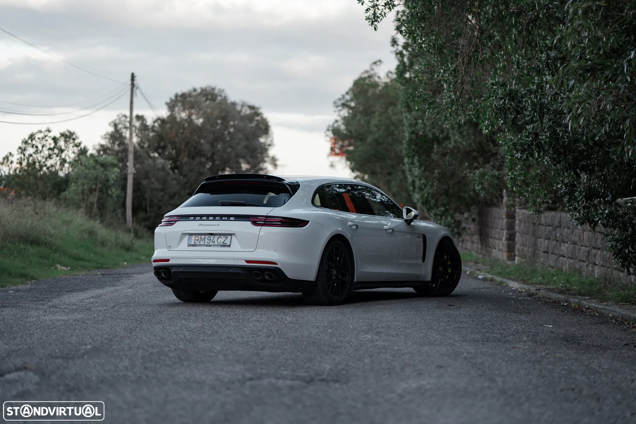 Porsche Panamera Sport Turismo 4 E-Hybrid - 6