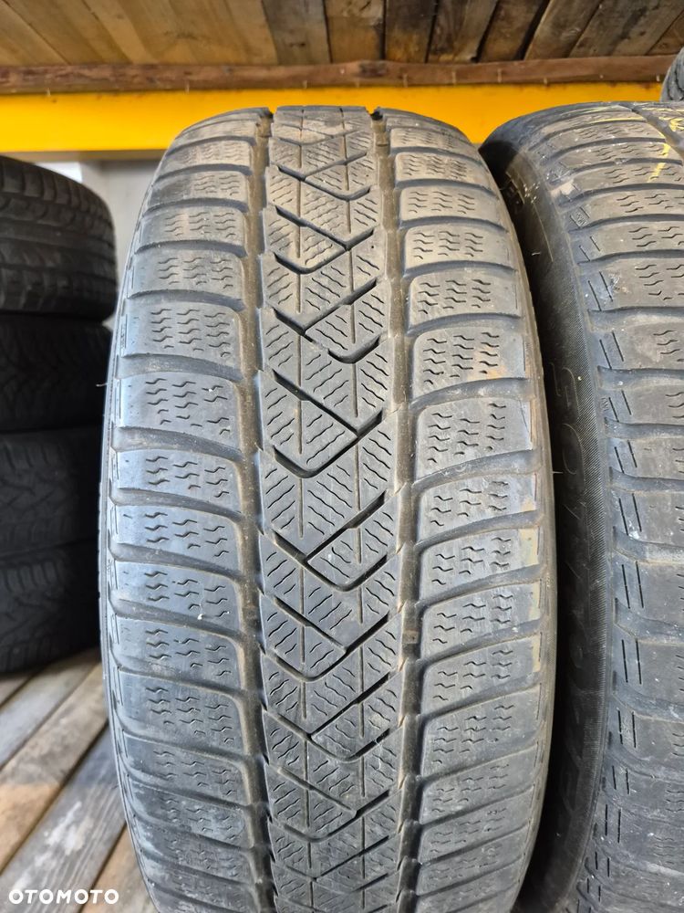 Opony Pirelli Sottozero 3 225/50 R18 - 2