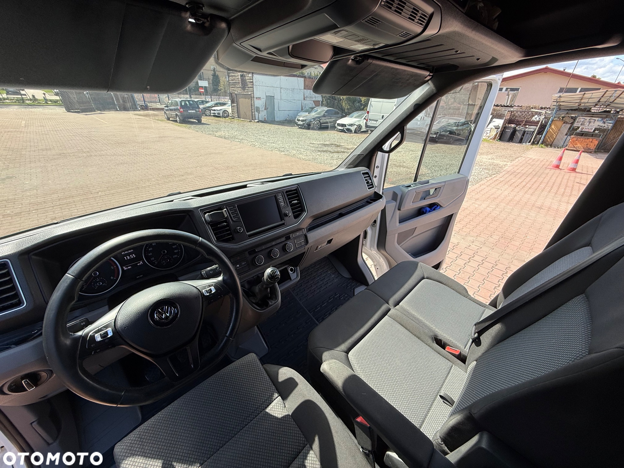 Volkswagen Crafter - 11