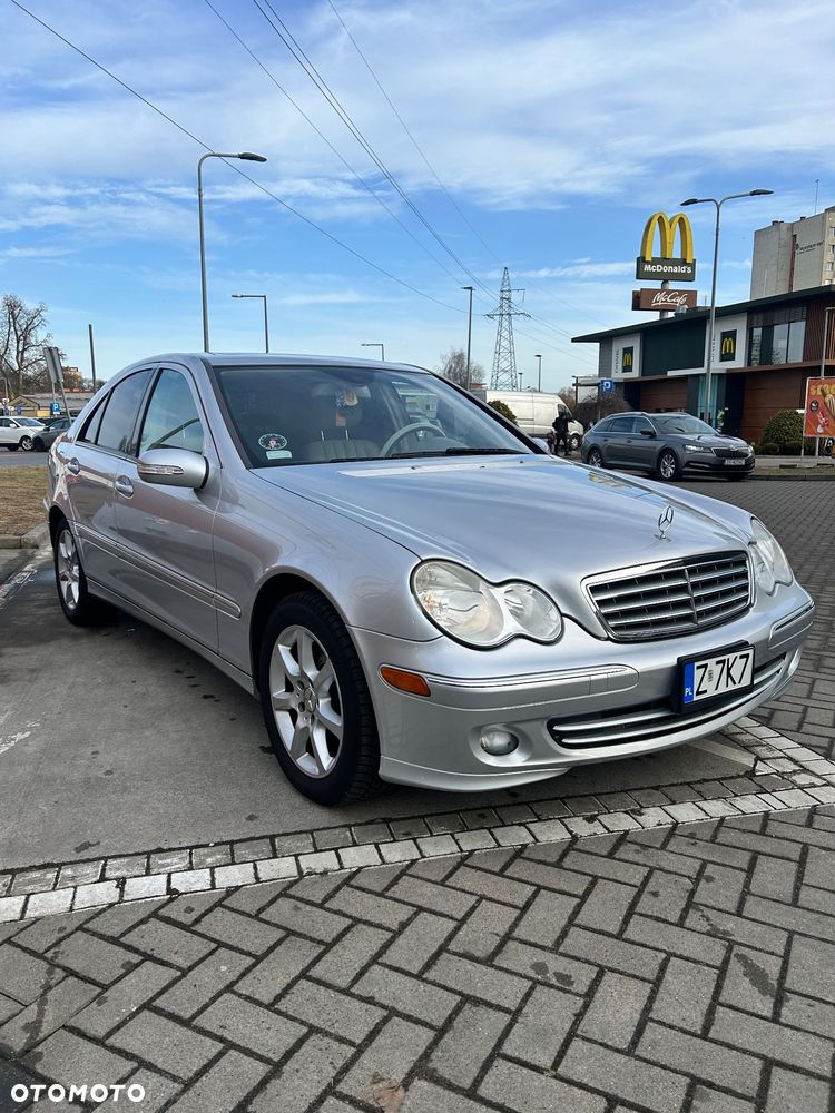 Mercedes-Benz Klasa C 280 4Matic Automatik Avantgarde - 10