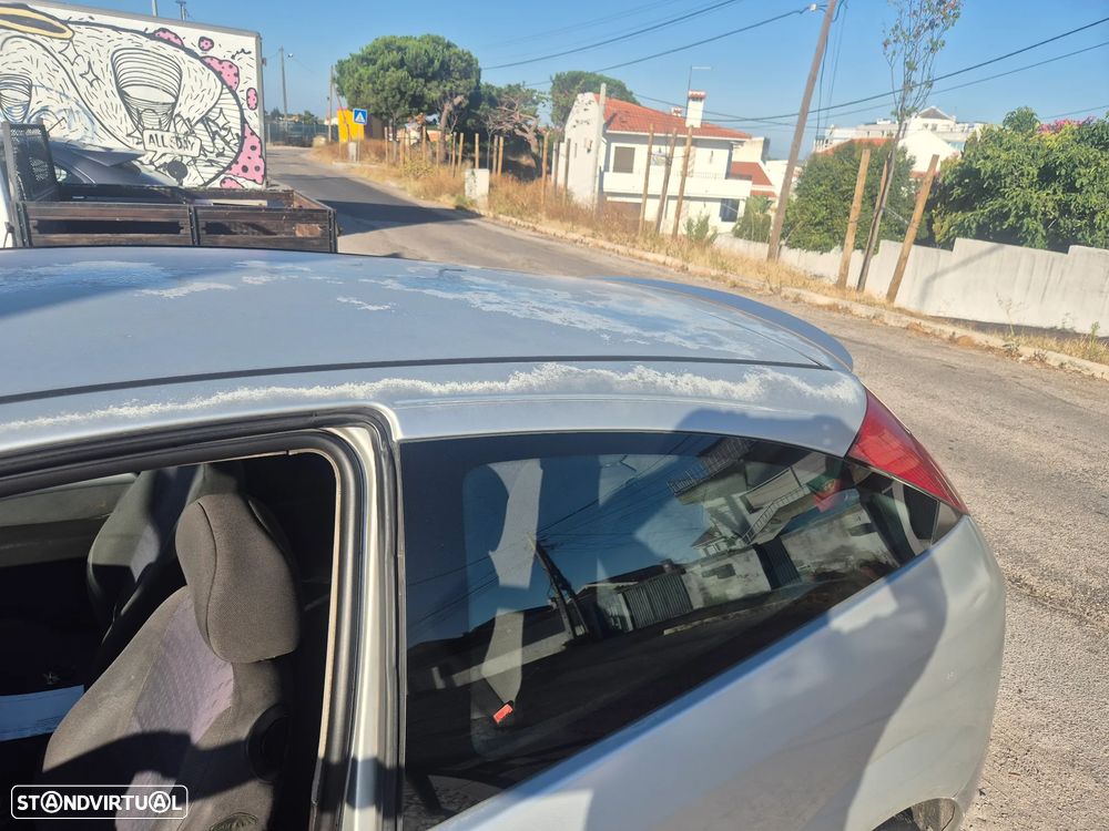 Ford Focus 1.8 TDdi Trend - 15