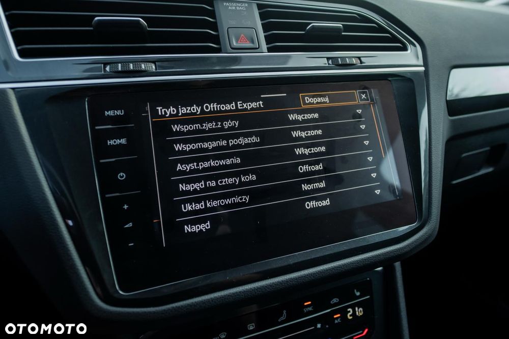 Volkswagen Tiguan 2.0 TDI SCR 4MotION DSG Elegance - 29