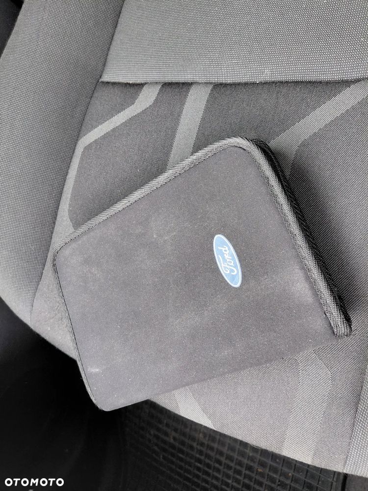 Ford Tourneo Connect - 27