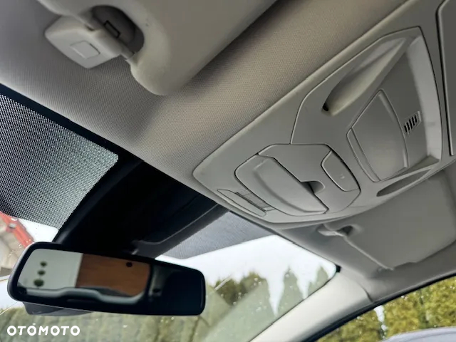 Ford Grand C-MAX - 29