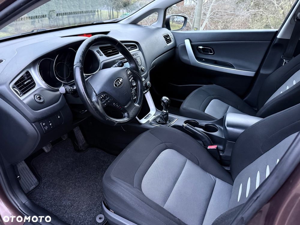 Kia Ceed 1.6 GDI Platinum Edition - 20