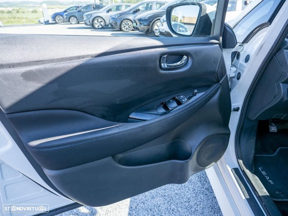 Nissan Leaf 40 kWh N-Connecta - 21