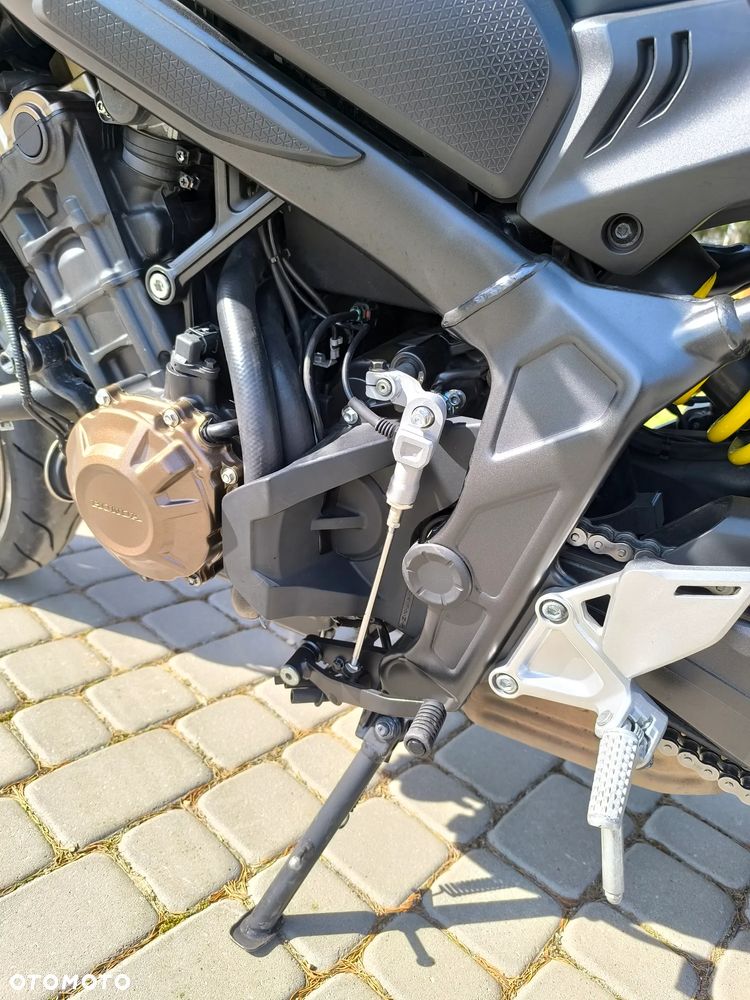 Honda CB - 15