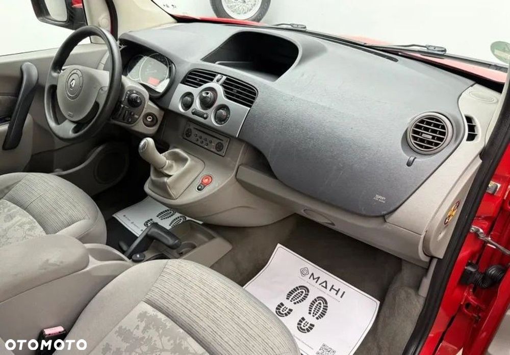 Renault Kangoo 1.6 16V 105 Privilege - 17