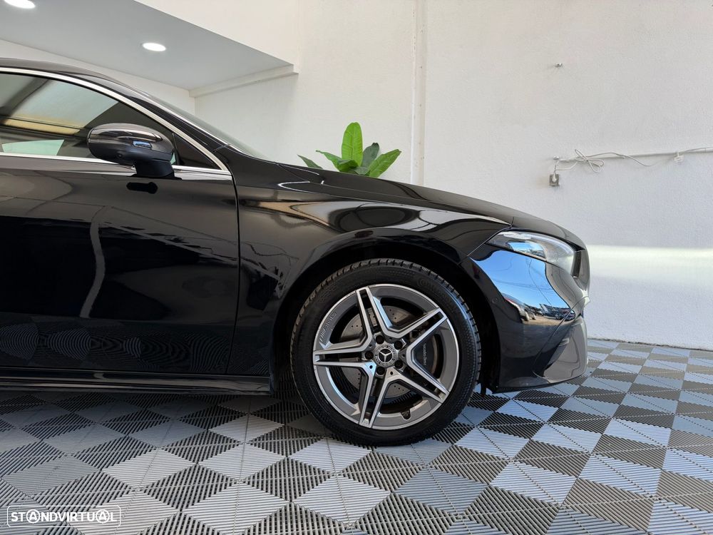 Mercedes-Benz A 250 e AMG Line - 23