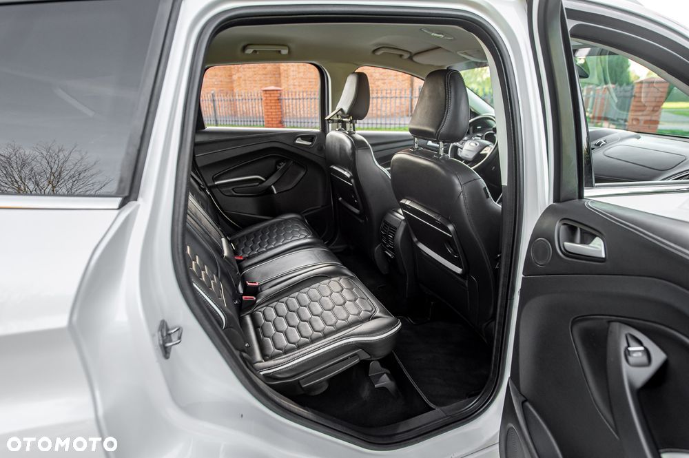 Ford Kuga 2.0 TDCi 4x4 Vignale - 22