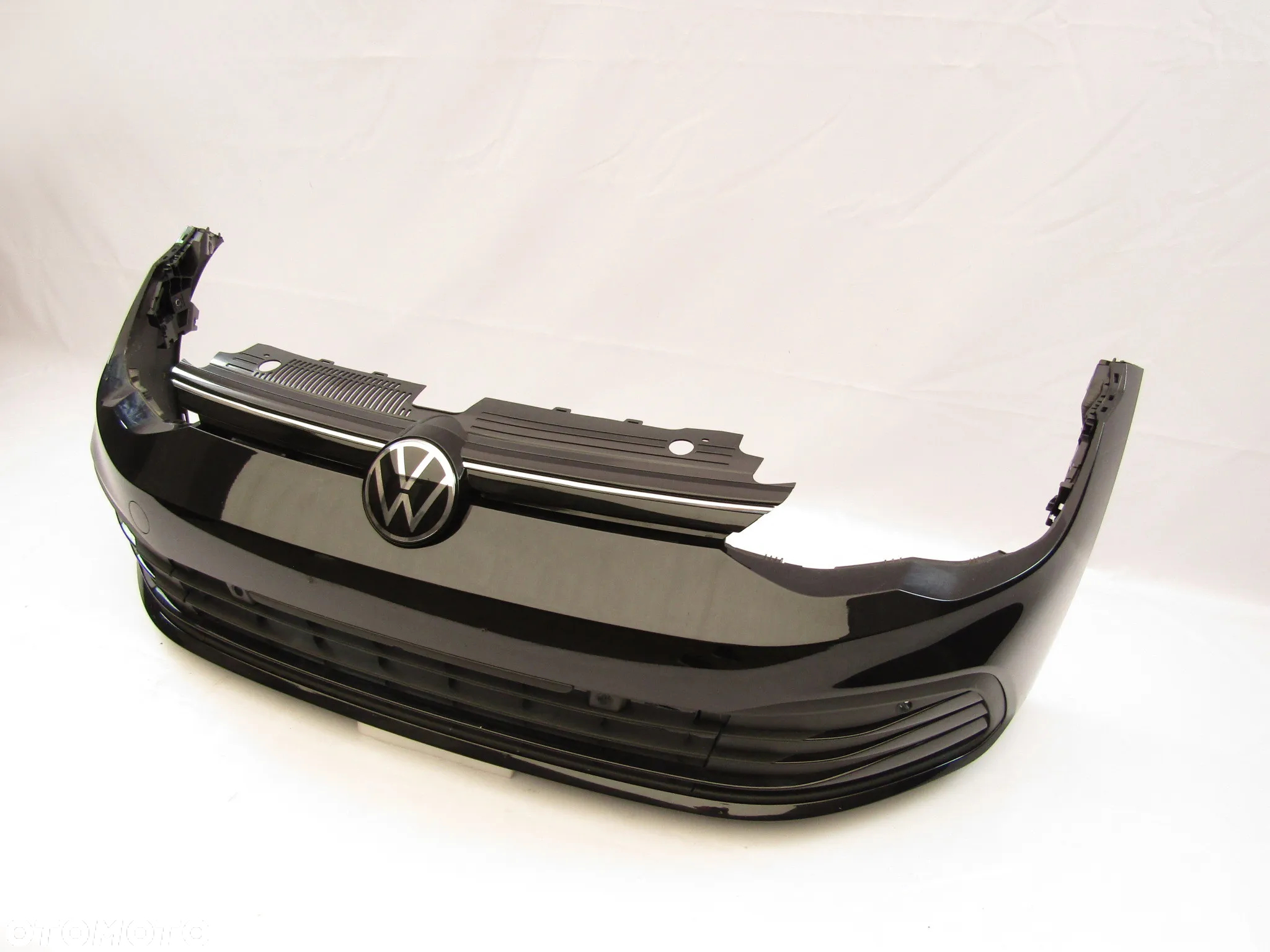 Zderzak przedni VW Golf 8 20 - 24 Pdc-4 Lakier LC9X - 9