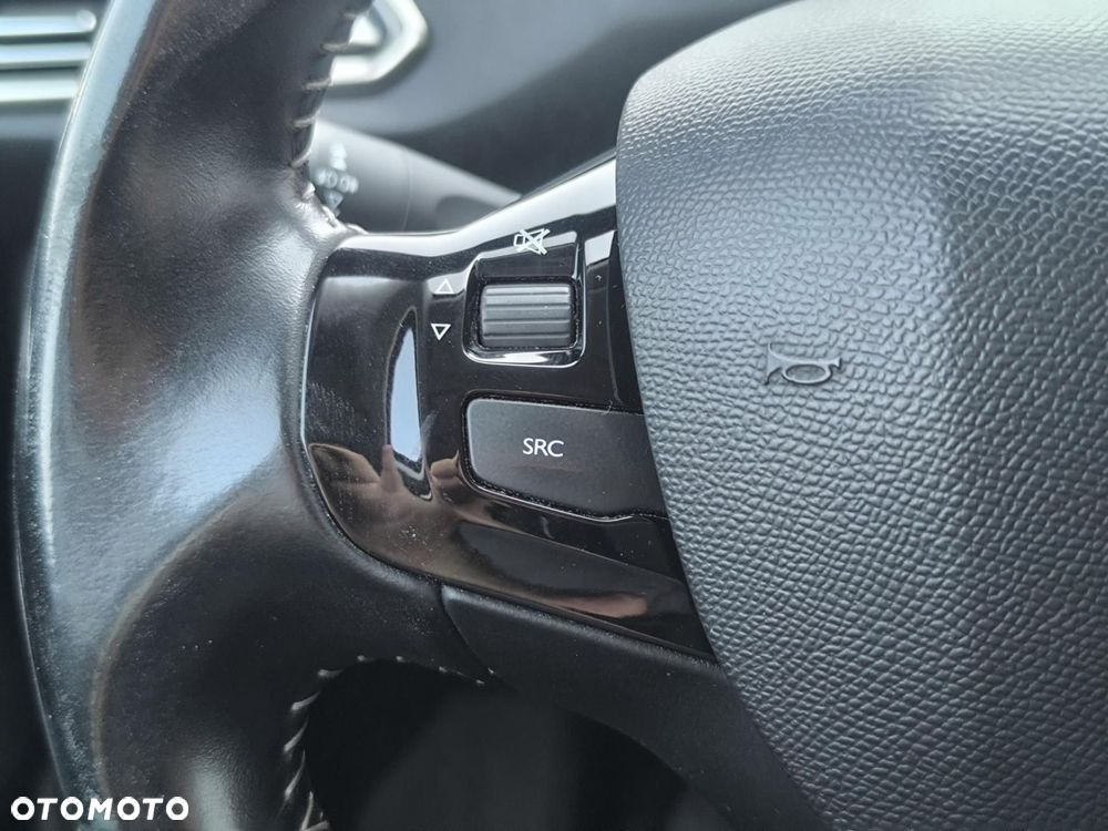 Peugeot 308 1.2 PureTech GPF Active Pack Business S&S - 18