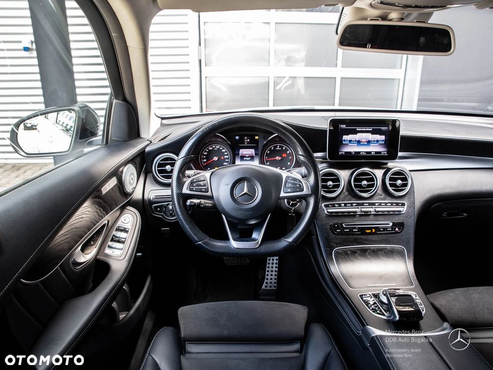 Mercedes-Benz GLC - 21
