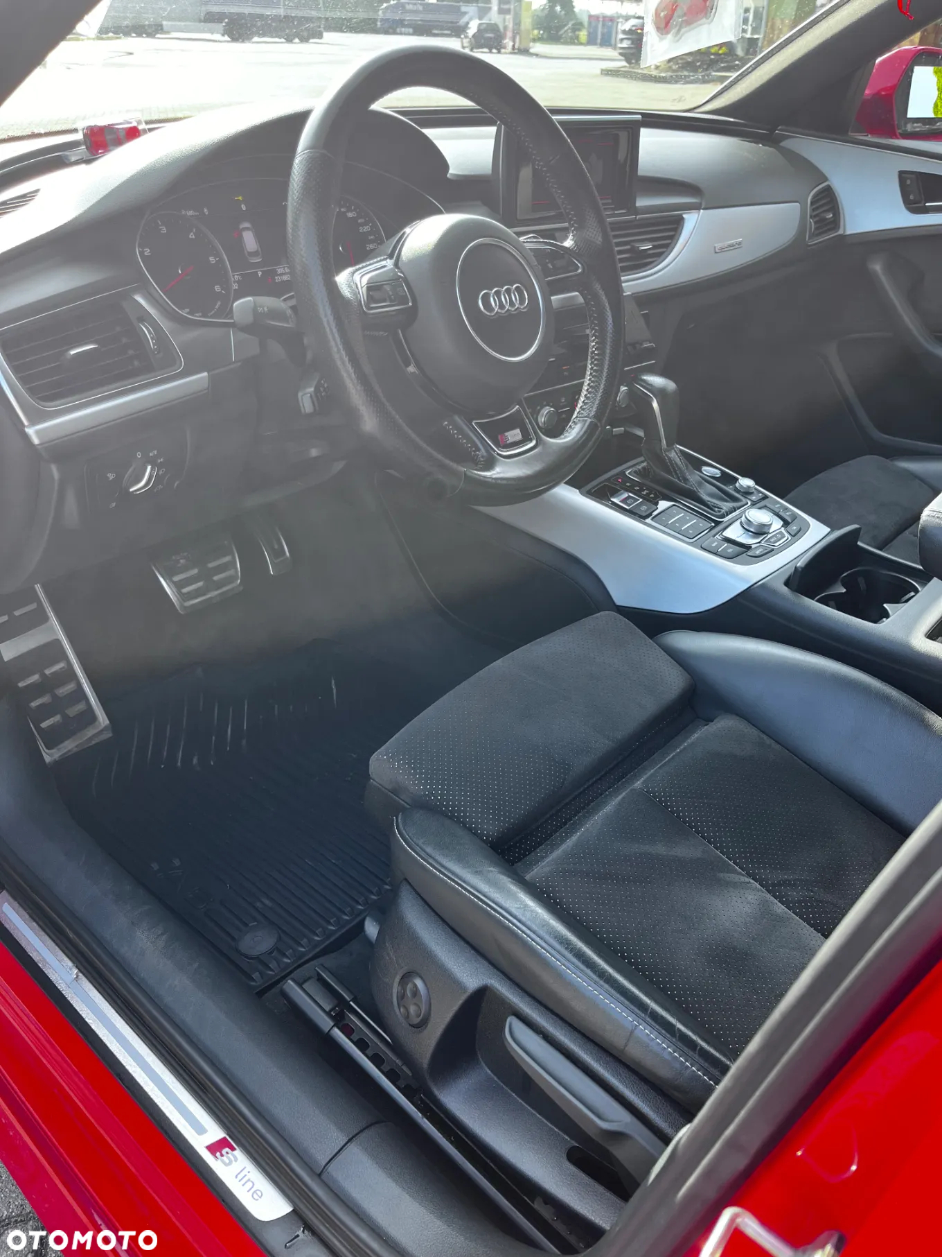 Audi A6 Avant 2.0 TDI quattro S tronic - 33