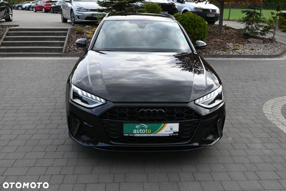 Audi A4 Avant 40 TFSI S tronic S line - 12