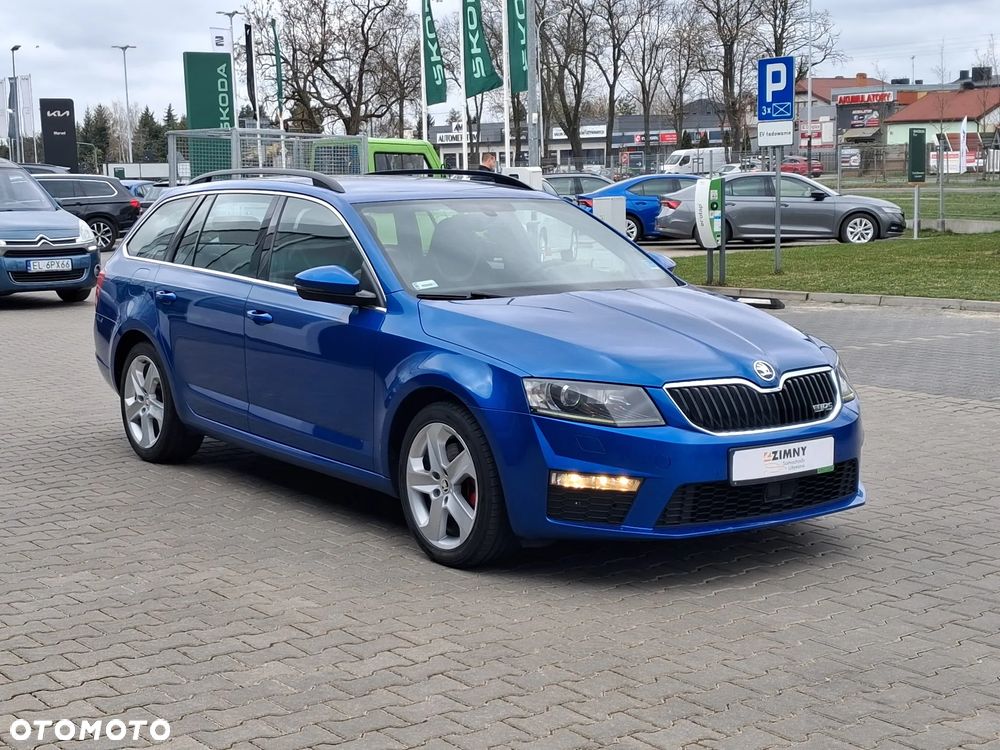 Skoda Octavia 2.0 TDI SCR RS DSG - 2