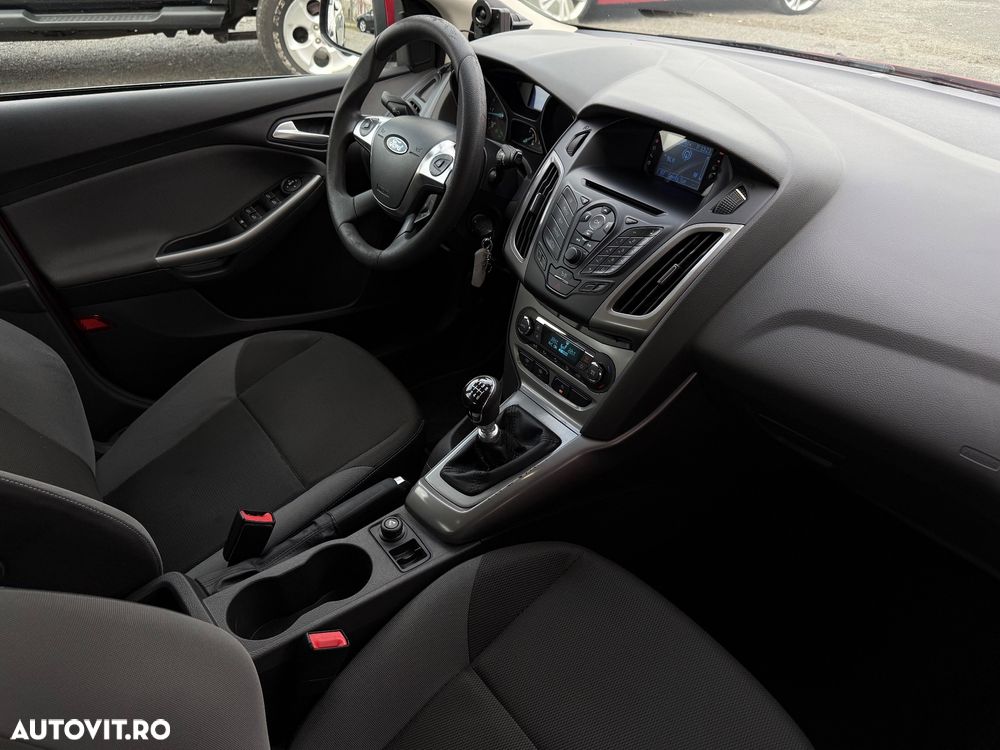 Ford Focus 1.6 TDCI DPF Trend - 7