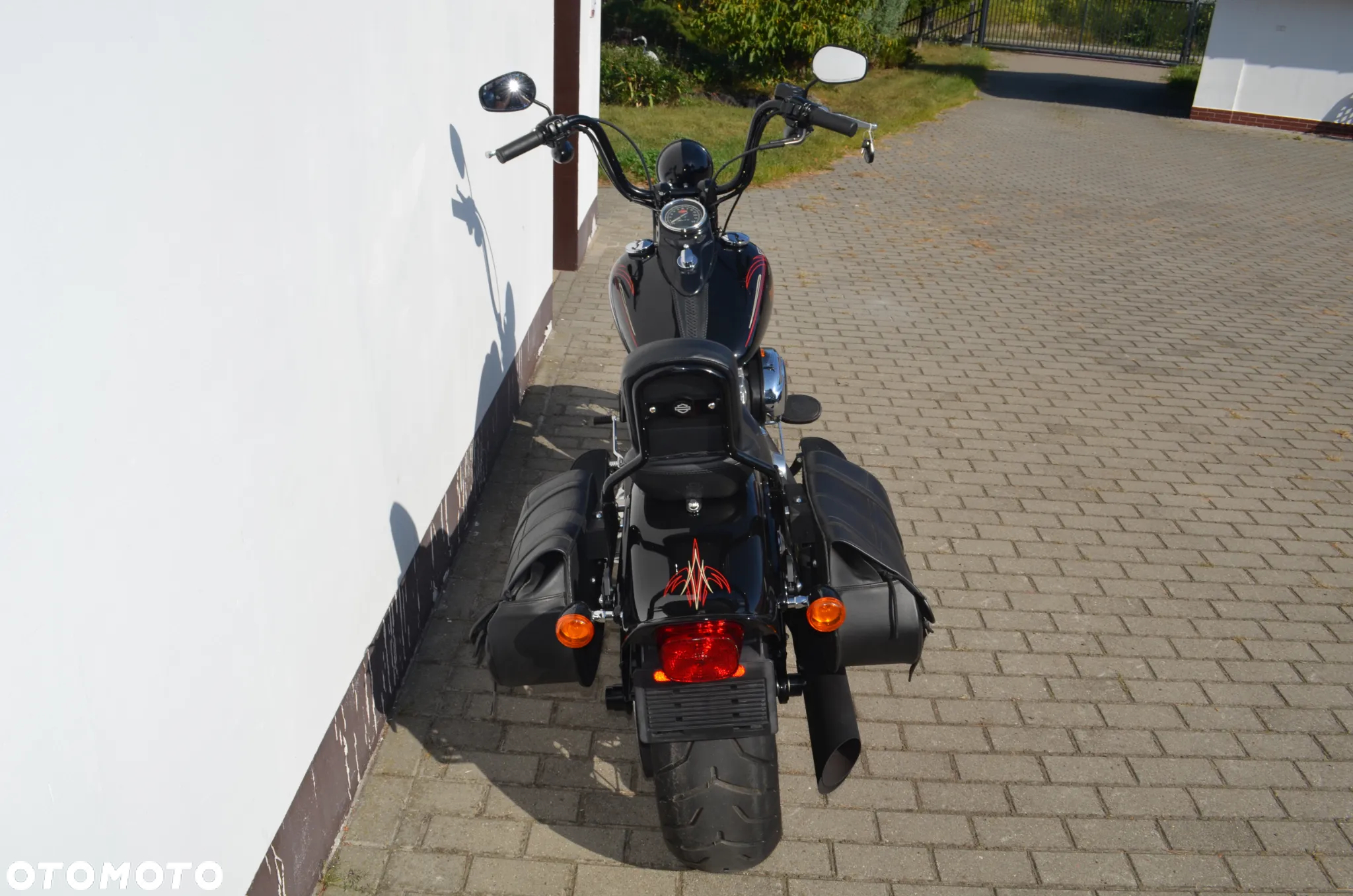 Harley-Davidson Softail Cross Bones - 8