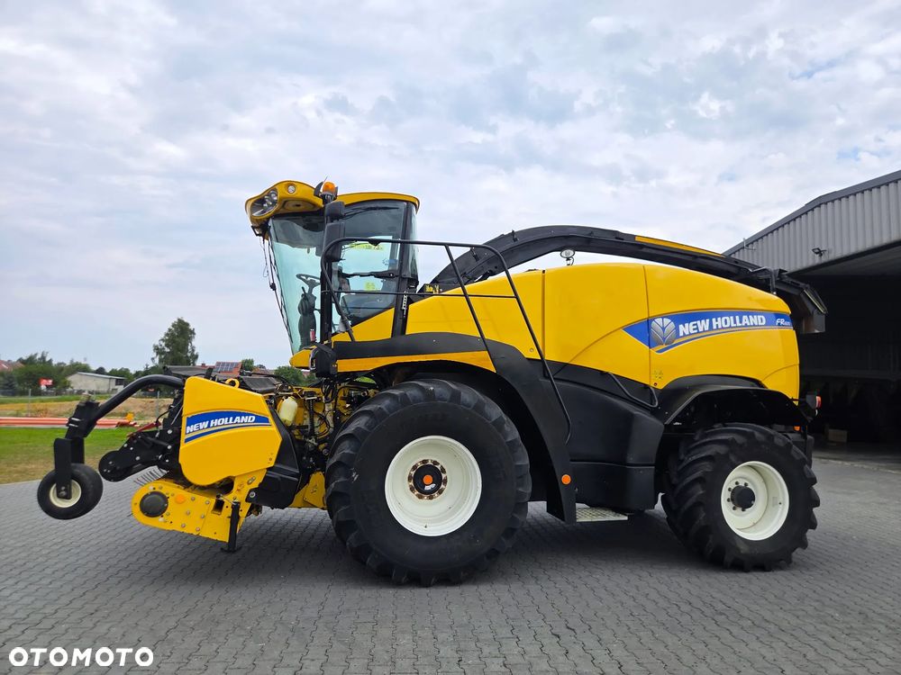 New Holland FR 600 2013 Rok, 4X4, Podbieracz , Przystawka Krone E-Collect 6000 FP, Nie Malowany, Stan Bardzo Dobry - 2