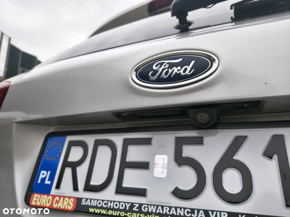 Ford C-MAX 2.0 TDCi Start-Stop-System Titanium - 12