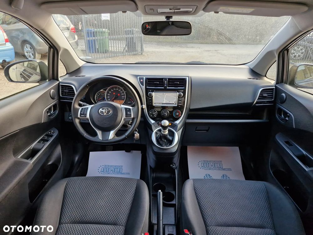 Toyota Verso S 1.33 Premium - 22