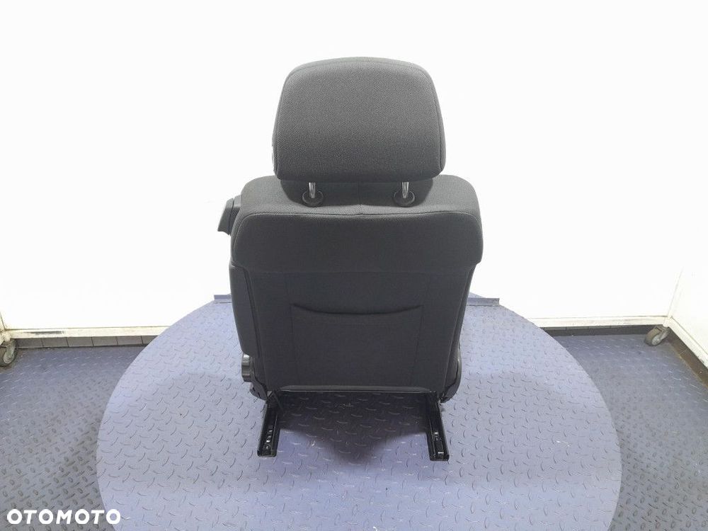 OPEL ASTRA H GTC 3D FOTEL KIEROWCY LEWY EUROPA - 6
