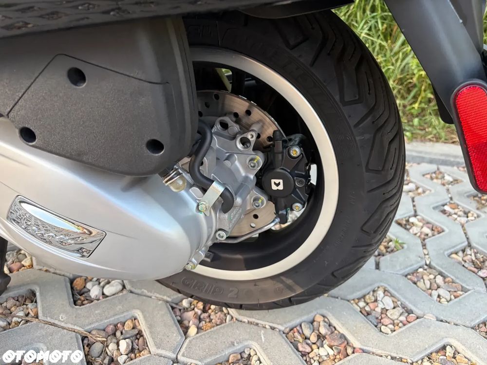 Vespa GTS - 14