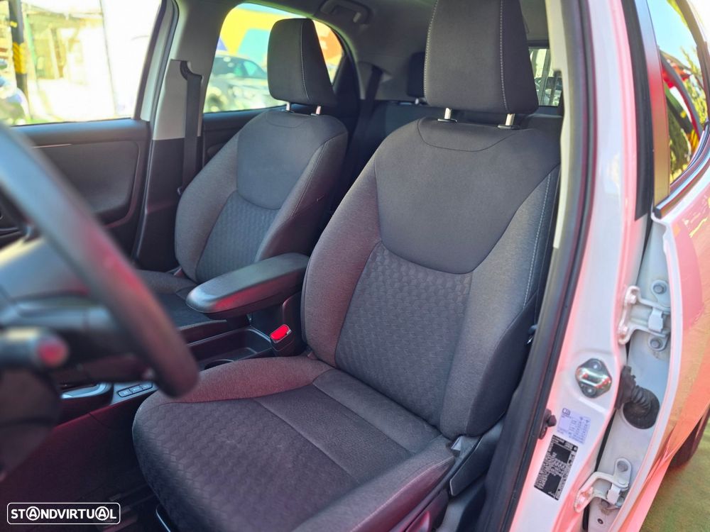 Toyota Yaris 1.5 HDF Premier Edition - 25