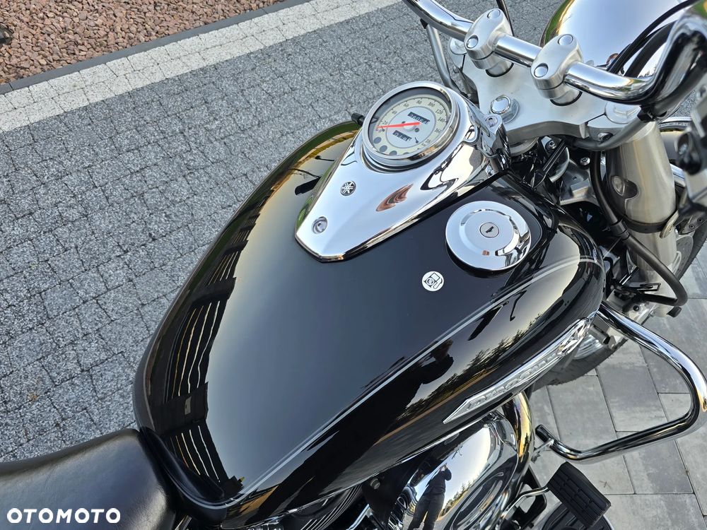 Yamaha XVS - 11